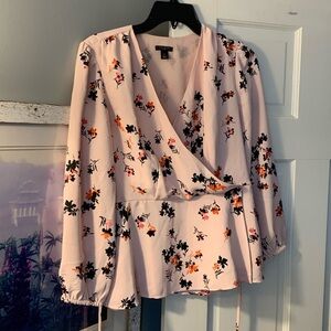 Ann Taylor 4P blush pink lined top!